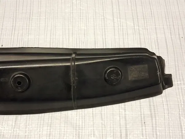 Guardabarros Mercedes GLA X156 OEM A1568890225 image 8