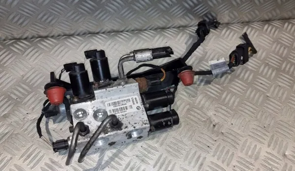 BMW Dynamic Drive Pomp OEM 6760840 - Gebruikt image 4