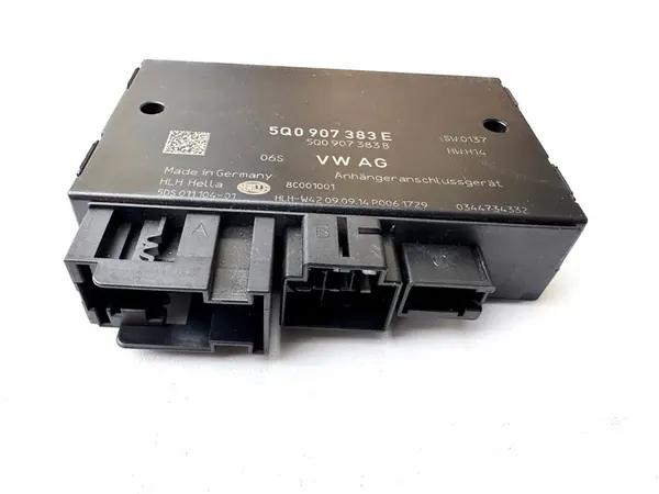 Unidade de controle de reboque AUDI A3 8V 2013-2016 5Q0907383E image 2