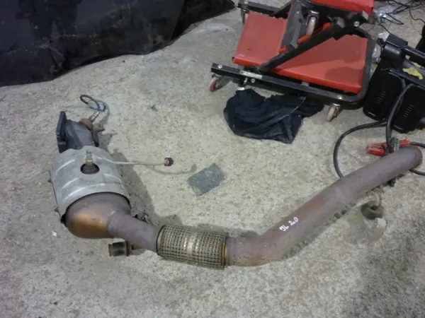 OEM 2365888 Mopar Catalyseur pour Wrangler JL 2.0 image 2
