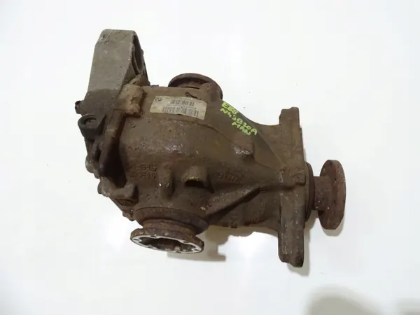 BMW E88 Differential 7524321 3.45 Ratio Used image 2