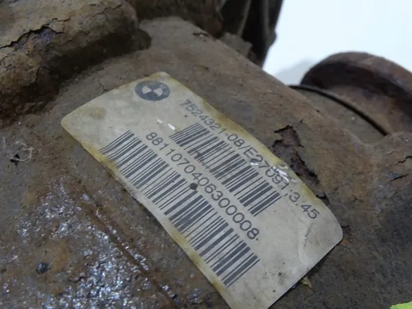 BMW E88 Differential 7524321 3.45 Ratio Used image 3