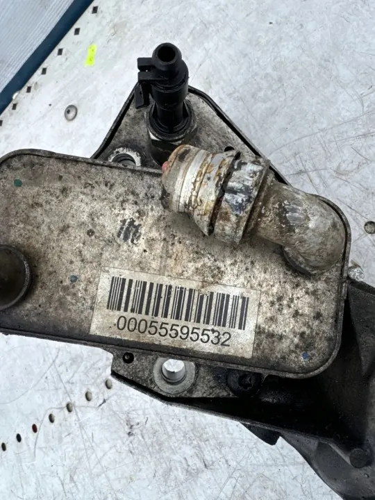 Öljysuodattimen kiinnike OEM 00055595532 Opel Insignia image 3