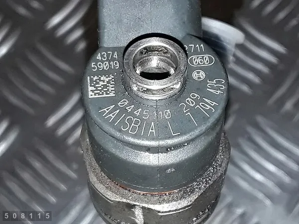 Inyector BMW 3 E90 E91 2.0D image 4