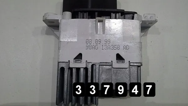 Interruptor Ford Focus OEM AM-337947 - Pieza usada image 2