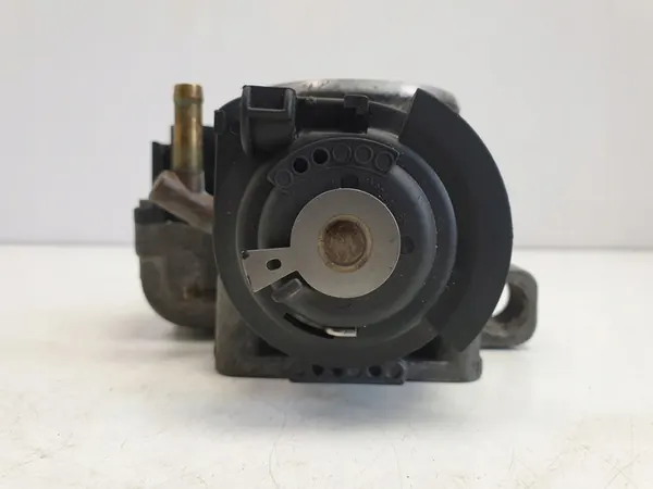 Corpo de borboleta VW Golf III 2.0 8V image 4