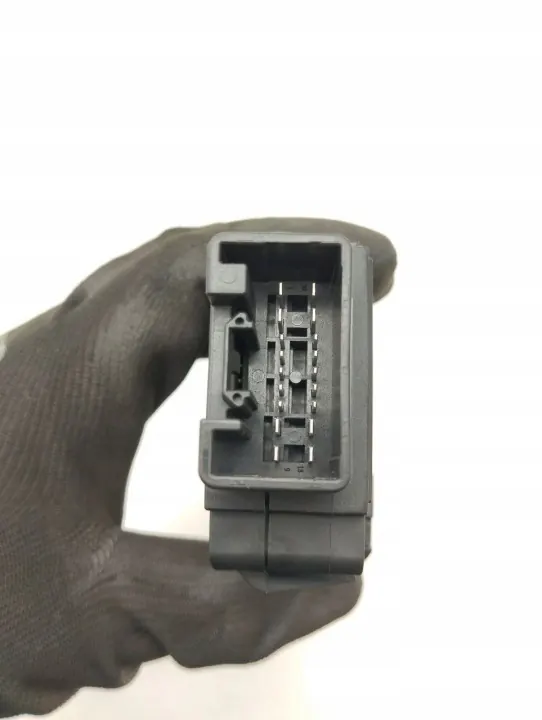 Mercedes-Benz dakmotor OEM A1679066407 - Gebruikt image 3