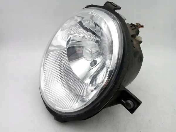 TYC 20-5671-08-2 Farol image 3