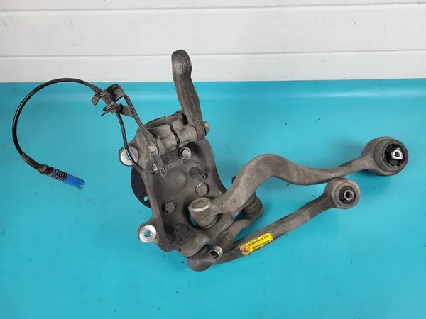 BMW E61 E60 530i 3.0 Giunto Anteriore Sinistro OEM image 5