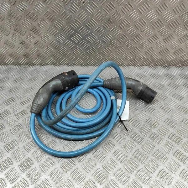 Câble charge BMW i3 LCKU321 OEM image 2