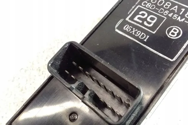 Achterlinkse deurraam bedieningstoets MITSUBISHI image 3