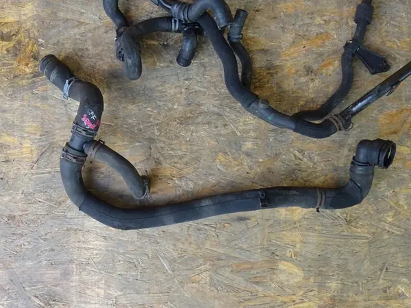 SHARAN 7N 2.0 TDI CFF Vesiletkut 5N0122051AT image 2