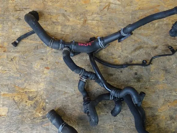 SHARAN 7N 2.0 TDI CFF Vesiletkut 5N0122051AT image 3