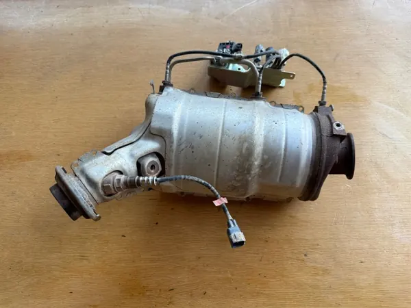 Catalisador DPF ATFB 0E040 para Toyota Hilux VIII 2.4D image 2