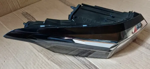 Luz trasera izquierda Peugeot 308 2021 LED OEM 9835299480 image 3
