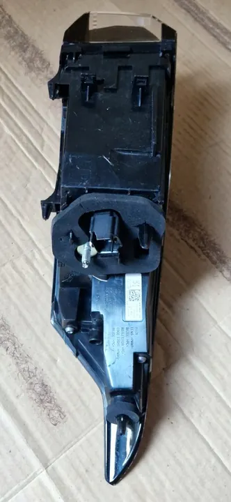 Luz trasera izquierda Peugeot 308 2021 LED OEM 9835299480 image 9