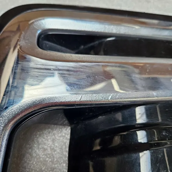 Griglia paraurti destra SUBARU FORESTER V 2019- image 4