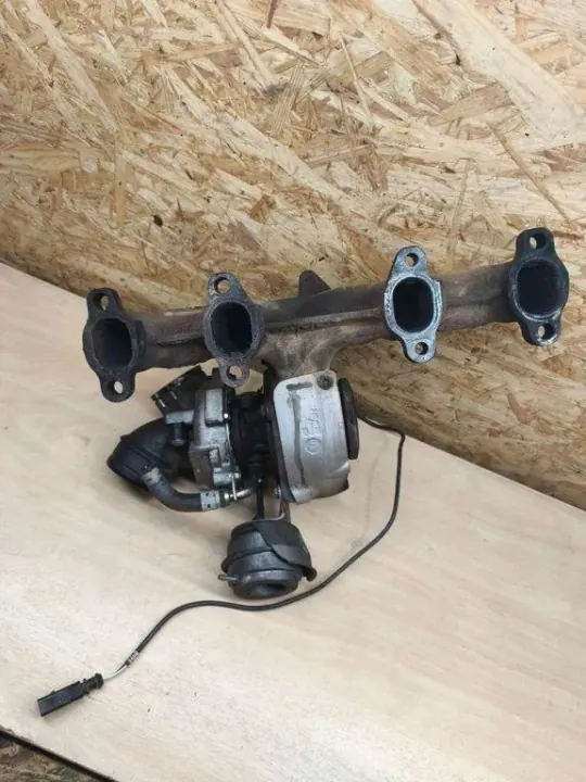 Turbocompressor usado OEM 7652613 para VW Passat B7 image 6