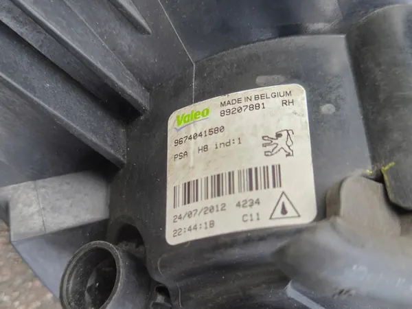 PEUGEOT 308 T7 Farol Direito 9674041580 image 7