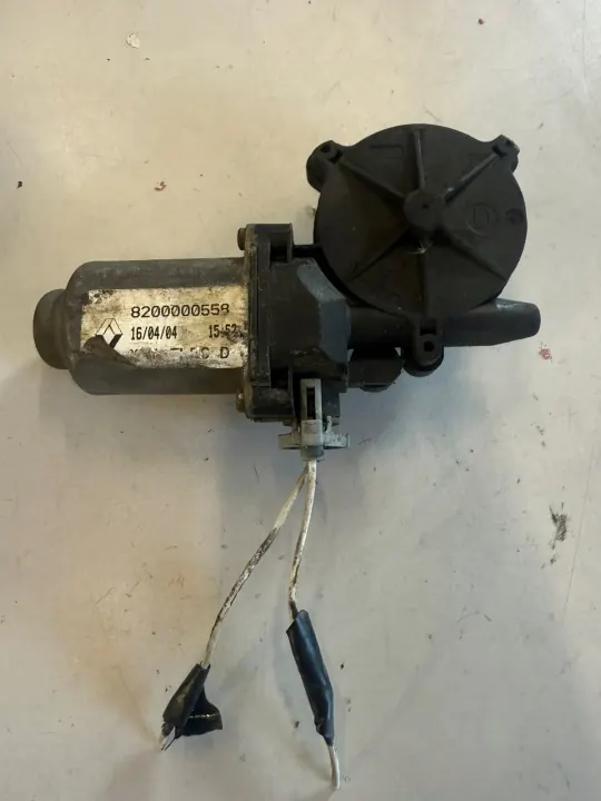Motor elevador OEM 8200000558 trasero derecho image 2