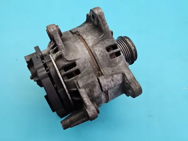 Generaattori Audi A5 8T 3.0 TDI V6 image 3