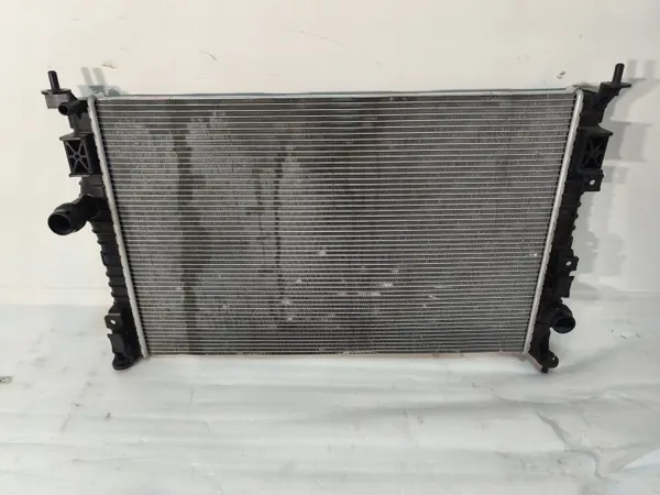 Peugeot 508 II Vattenkylare Fläkt OEM 9678711180 image 5