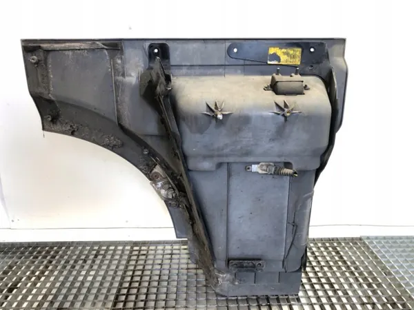 Degrau Cabina Esquerdo DAF XF OEM 1835023 - Usado image 4