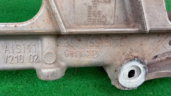 Porte-moteur & Triangle OEM 3Q0199369E NWBLPJR image 3