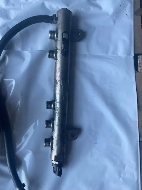 MAN Bränslepump OEM 0445020100 - Begagnad image 4