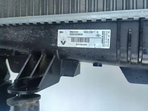Radiador de agua Renault Megane III 2013-2016 1.2 Turbo OEM 214105150R image 2