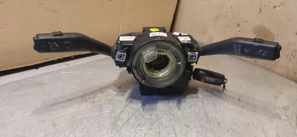 Kombischalter Skoda Superb II image 5