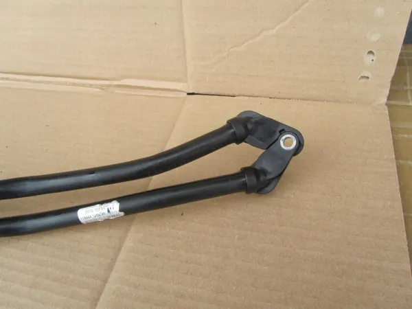 Conduites d'huile OEM 17228509435 pour BMW E90 E92 3.0D image 3