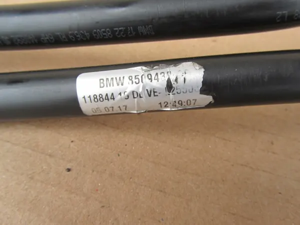 Conduites d'huile OEM 17228509435 pour BMW E90 E92 3.0D image 9