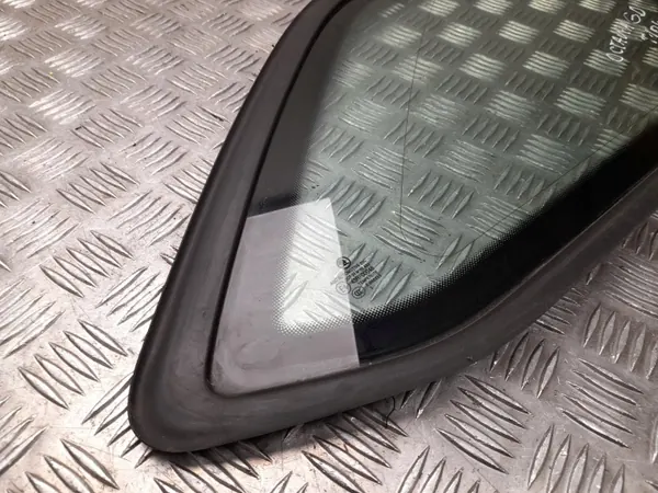 Skoda OE 5E9845298 Heckkarosserieglas - Gebraucht image 3