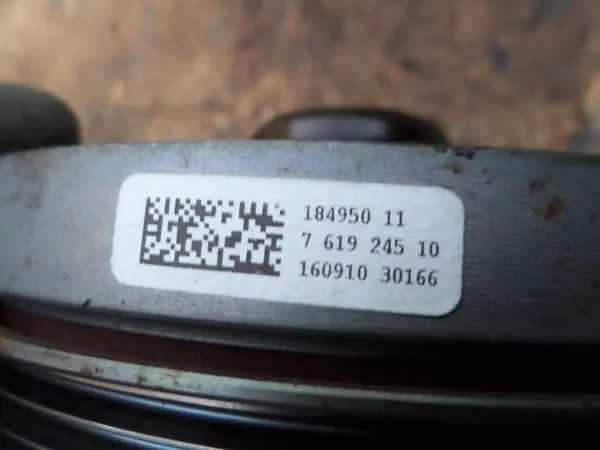 Polia do virabrequim BMW X1 X3 2.0d OEM 7619245 image 7