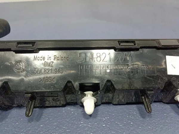 OEM 5LA821273 Vänster Framdekorlist Skoda Elroq 50 image 6