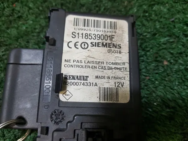 Leitor de cartões Renault OEM 8200074331A para Megane 2 image 3