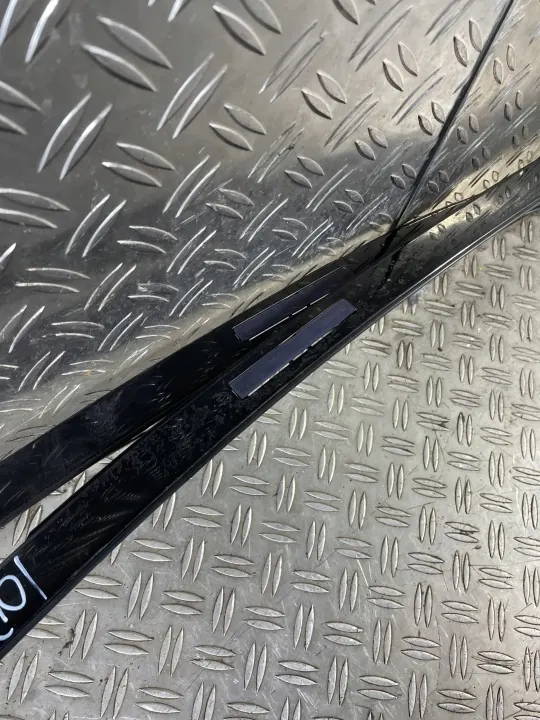 Mercedes-Benz OEM A2056900382 Takräcken Set W205 image 3