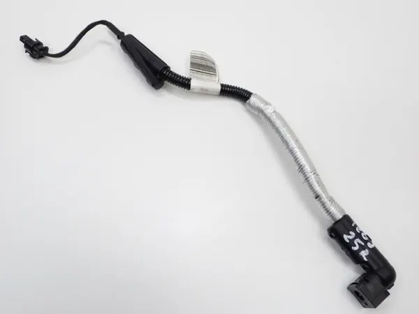 Tuyau AdBlue SCR OEM 9485183 pour BMW Série 1 F70 image 2