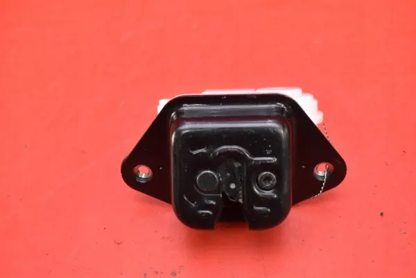 Bakluckelås HE02AC för Honda Civic 9 Kombi 2013-2020 image 5