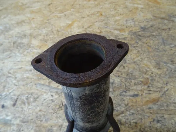 Pakoputken vaimentin OEM 2.0 T6 Hybrid Volvo V60 II S60 III image 4