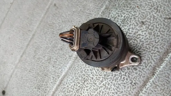 Soupape EGR OEM 01 pour Opel Vectra B 1.6B image 2