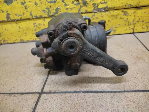 Mercedes W202 Lenkgetriebe OEM 2024610601 - Gebraucht image 3