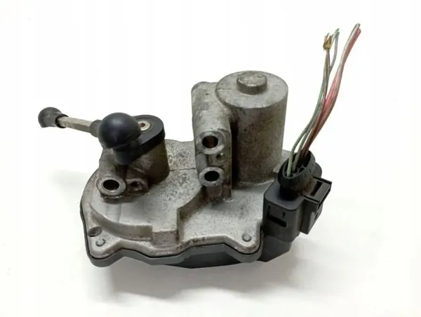Klapin moottori OEM 06F133482E Audi A6 Avant 2.0L image 3