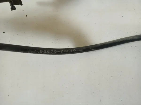 Voorste Rechte ABS-sensor Hyundai Santa Fe II 2.2 image 2