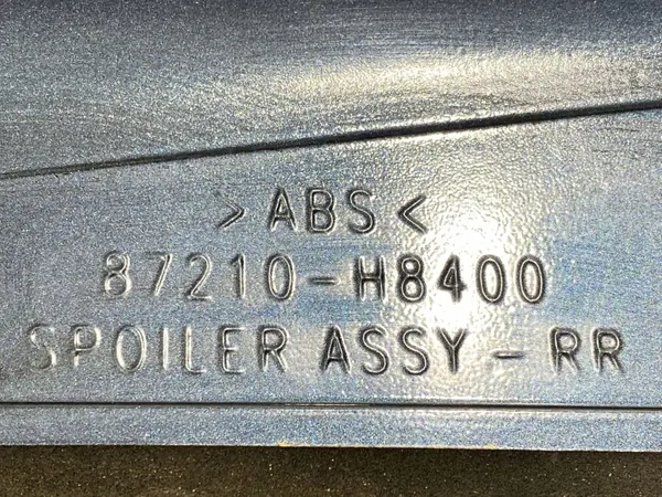 Kia Stonic bakluckespoiler OEM FBZ18305 image 6