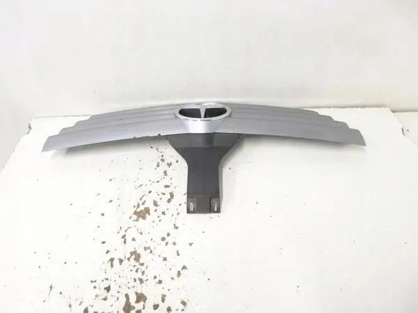 Grilli Mercedes C-luokka W203 2000-2007 A2038800383 image 5