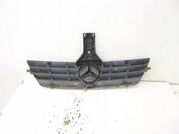 Grilli Mercedes C-luokka W203 2000-2007 A2038800383 image 6