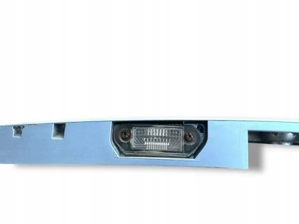 Garniture coffre Skoda Octavia OEM 1U6827577E Occasion image 5