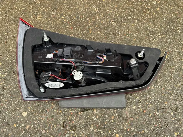 Audi A1 10- lámpara LED trasera derecha maletero 8X0 EU image 5